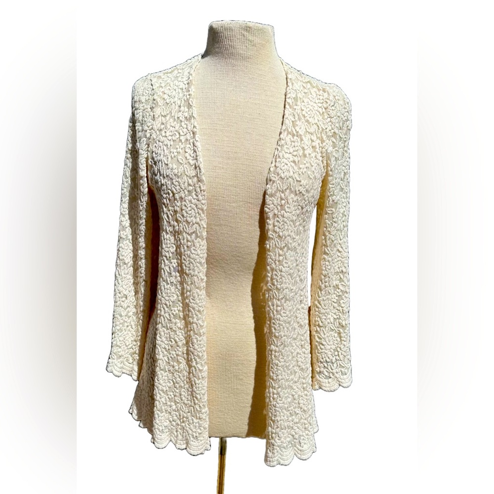 Audrey Lace Kimono with bell sleeve
